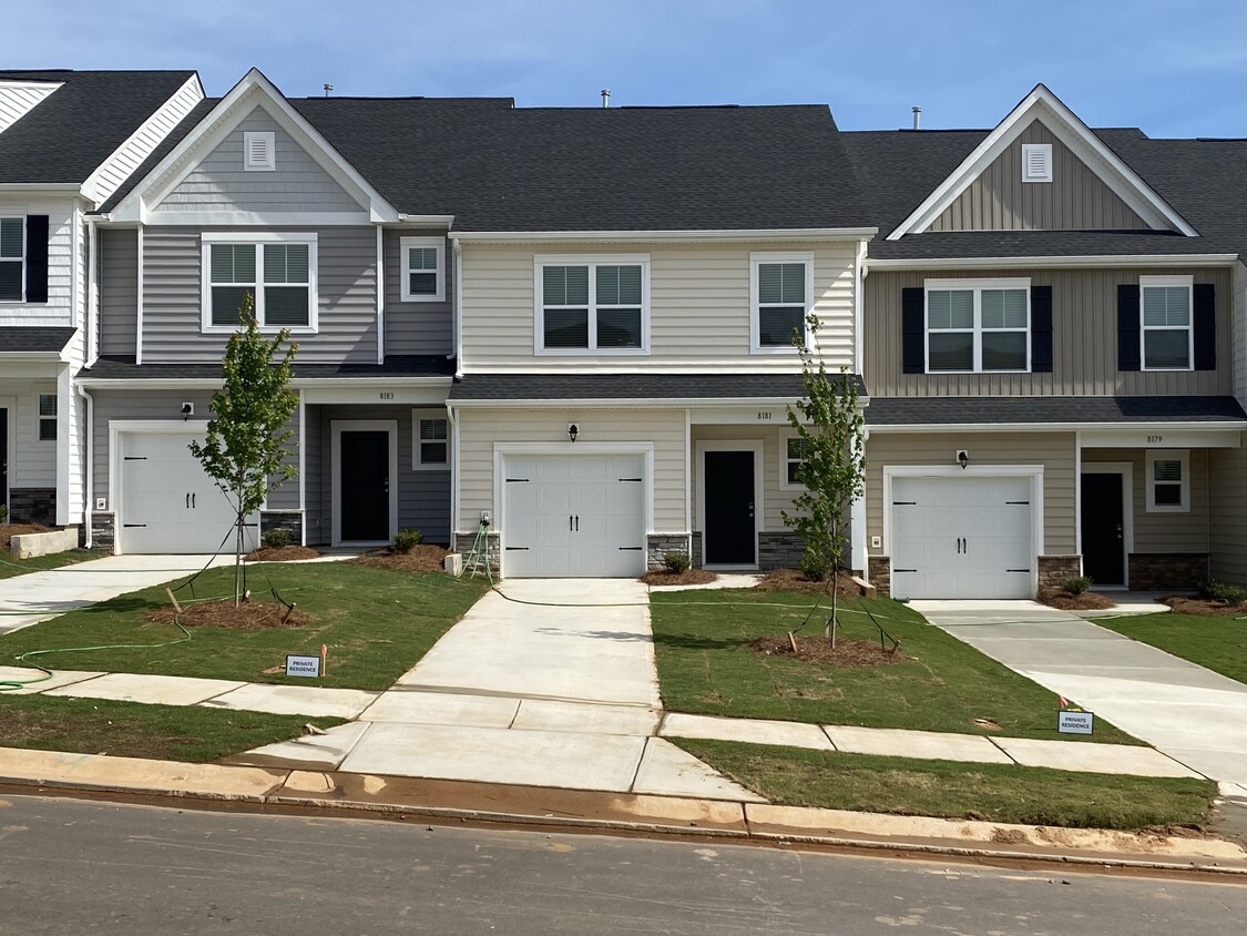 8179 Sheffield Dr, Terrell, NC 28682 Townhome Rentals in Terrell NC