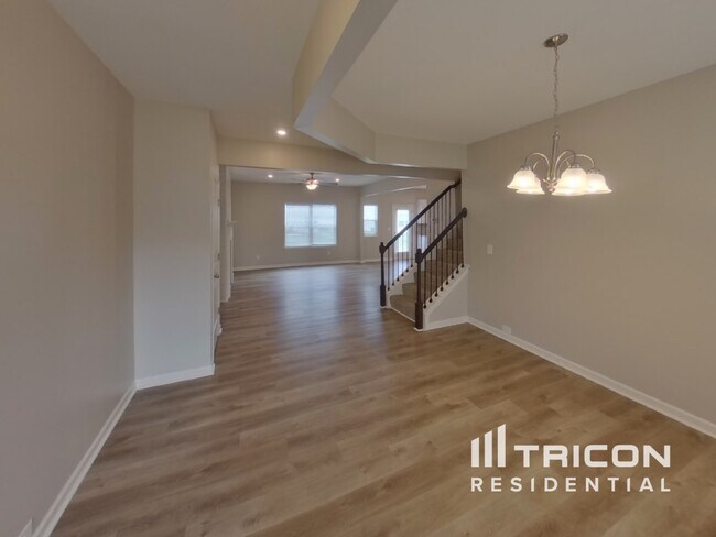 Foto del edificio - 3726 Pelham Wood Dr