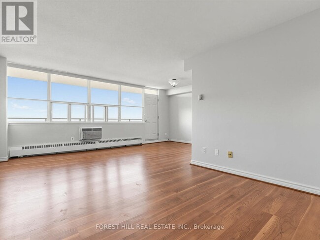 Building Photo - 155 Marlee Ave