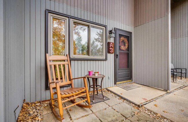 Foto del edificio - 2 Bedroom 1 Bath Condominium Located in Johnson City, TN