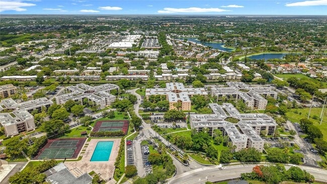 Foto del edificio - 8420 SW 133rd Avenue Rd
