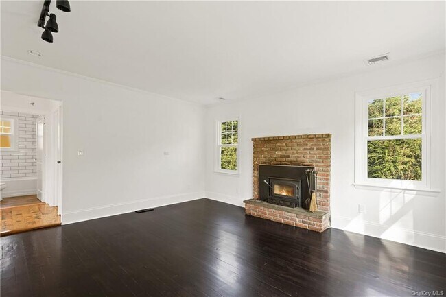 Building Photo - 3833 Ettman St