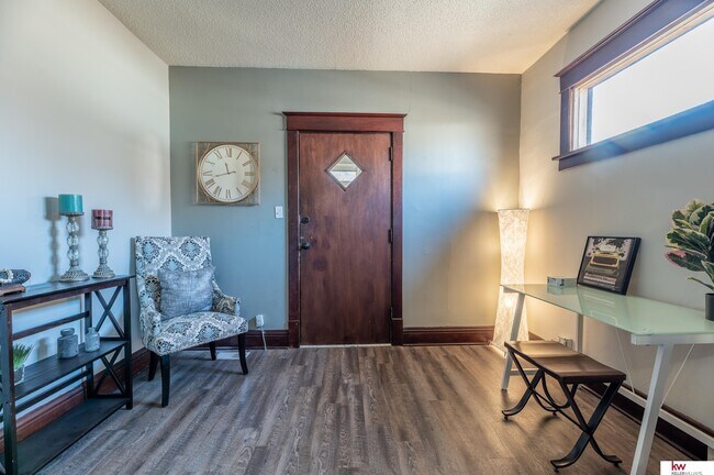 Foto del edificio - 3736 Decatur St