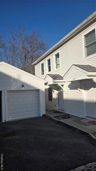 Foto del edificio - 62 Gibson Pl