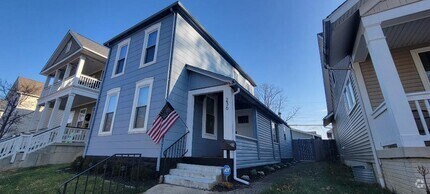 Building Photo - 236 N 21st St