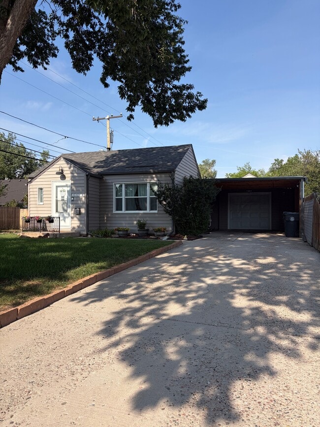 Building Photo - 3314 Dillon Ave