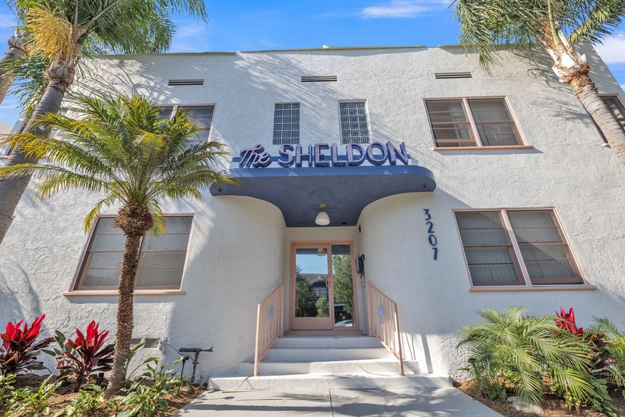 Building Photo - Newly Renovated Studio on 2nd Street- Alam...
