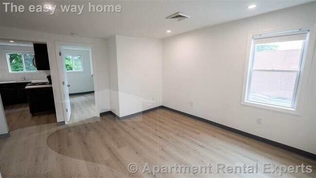 Foto del edificio - 301-303 Boston Ave Unit #3