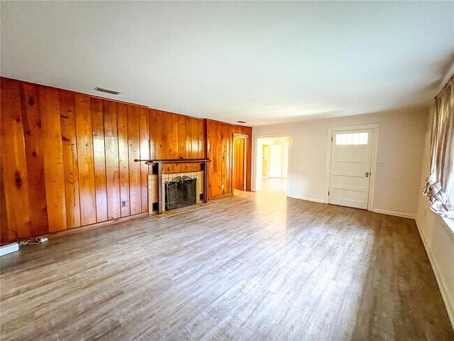 Foto del edificio - 1403 NW 11th Rd