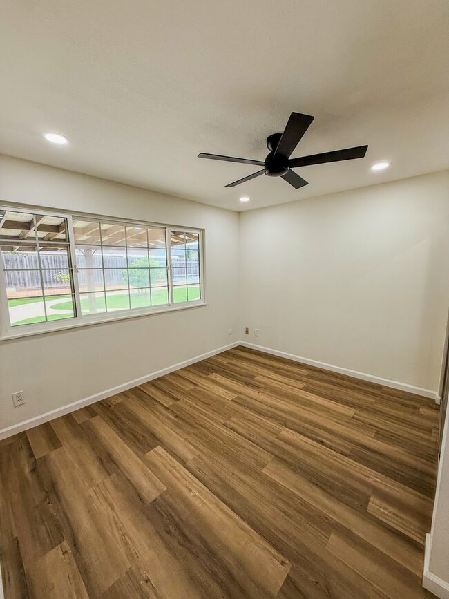 Foto del edificio - Beautifully remodeled home in imperial Beach