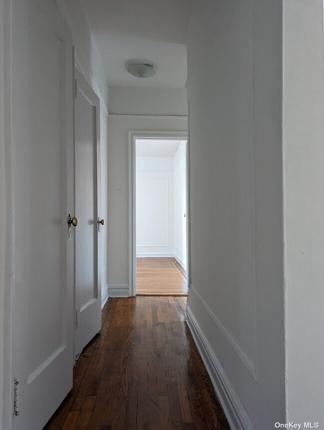 Foto del edificio - 41-16 51st St