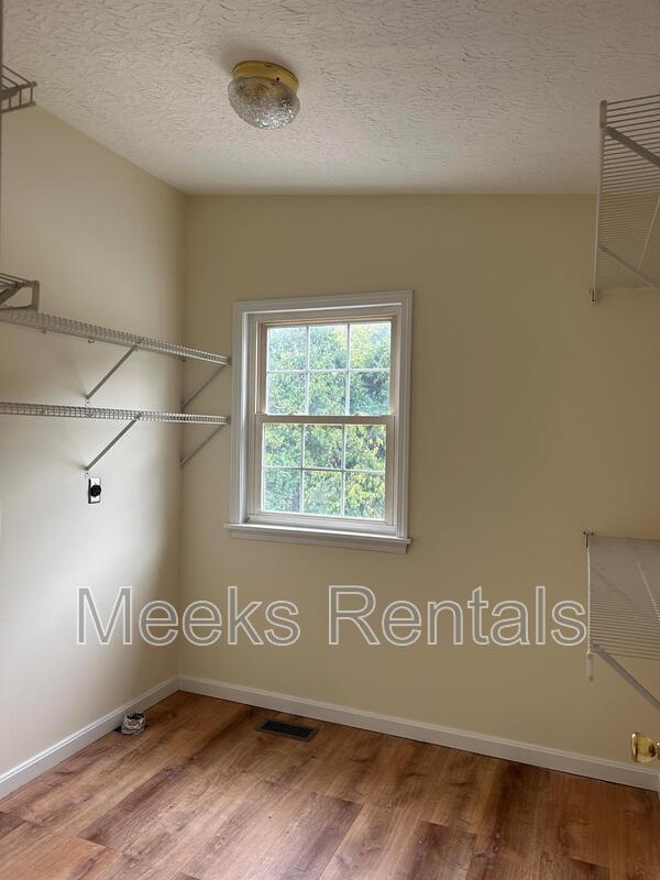 Building Photo - 112 Botley Ln