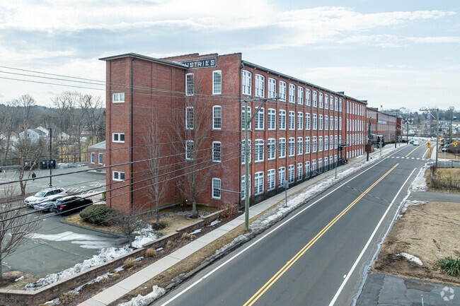 Building Photo - The Lofts at Sherwood Falls