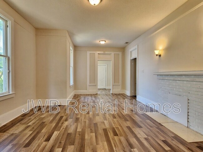 Foto del edificio - 3401 N Pearl St