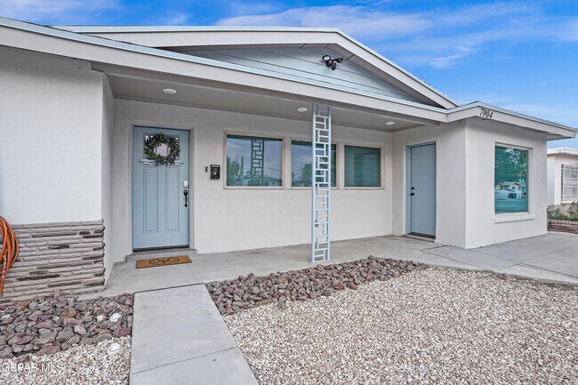 Foto del edificio - 7904 Parkland Dr