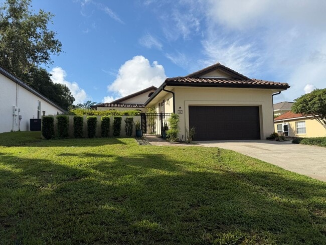 Foto del edificio - 6 Forest Ln