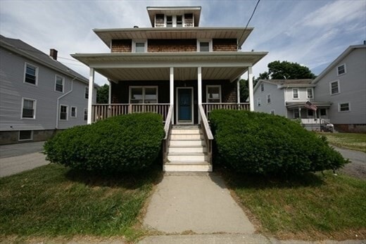 Building Photo - 165 Main St