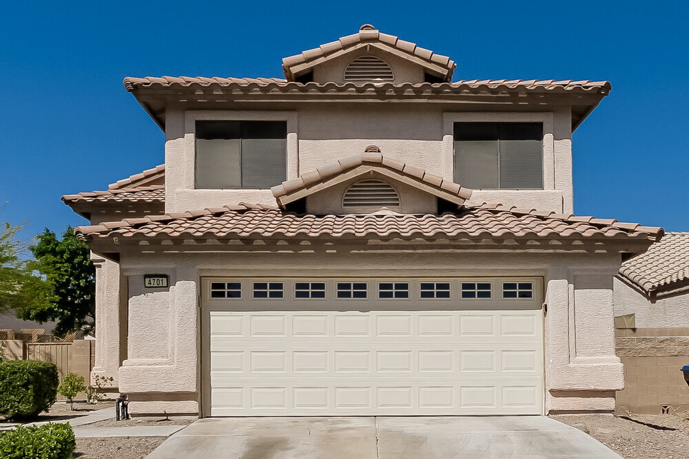 Foto principal - 4701 Cliff Breeze Dr