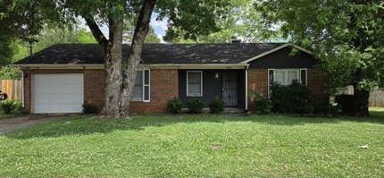 Building Photo - 6000 Cherokee Hill