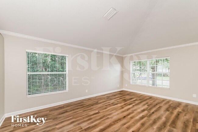 Foto del edificio - 5825 100th Ave E