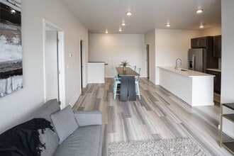 Interior Photo - Howard Lofts
