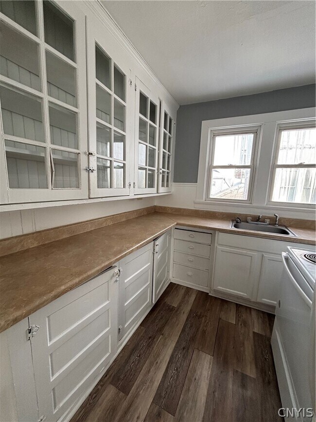 Foto del edificio - 116 S Hamilton St