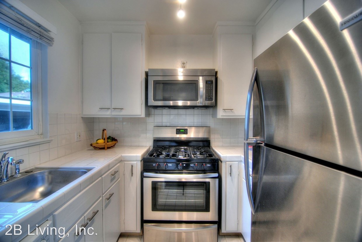 Primary Photo - 115 Hawthorne Ave