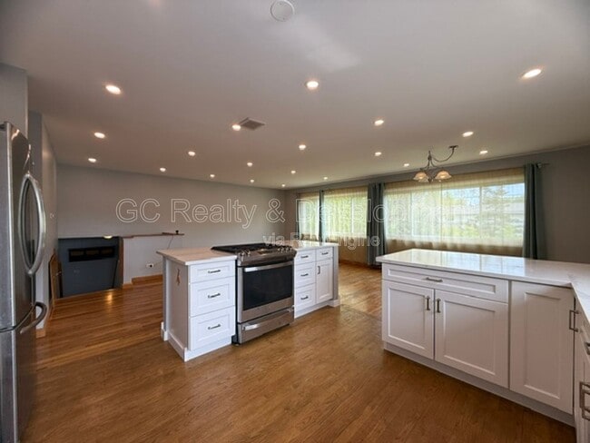 Foto del edificio - 1645 Highland Blvd