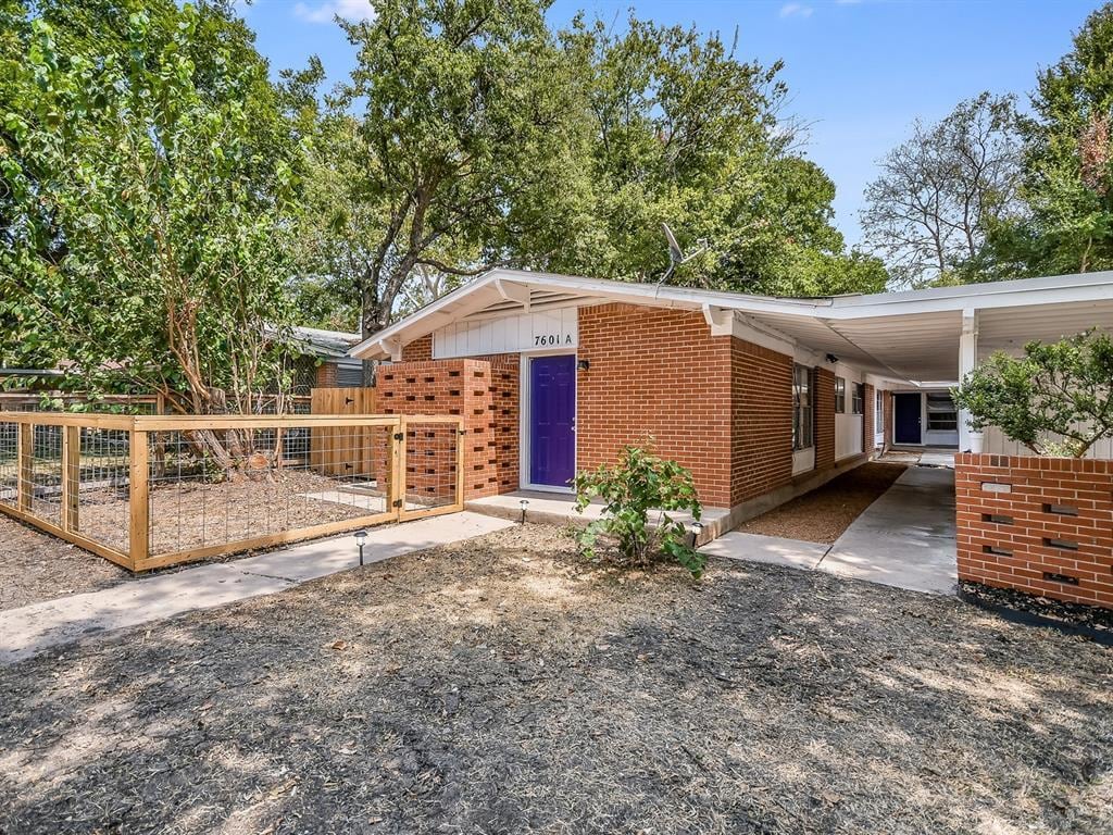 Foto del edificio - 7601 Tisdale Dr