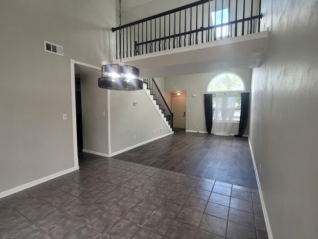 Building Photo - 1792 Moonstone Dr
