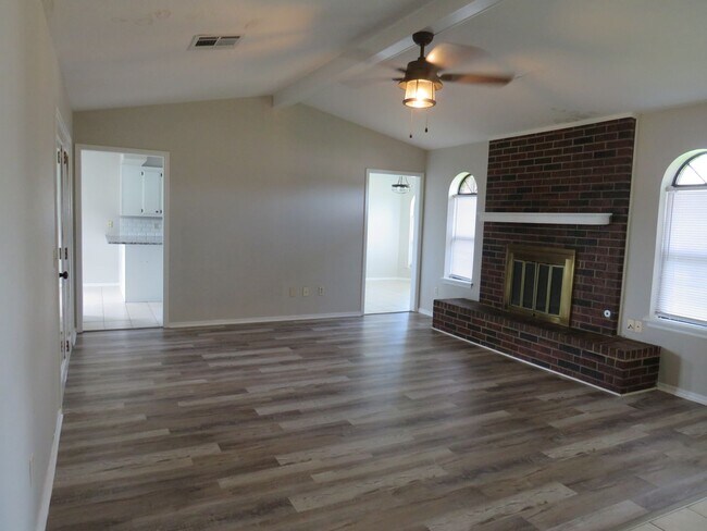 Foto del edificio - 4101 SW Parkridge Blvd