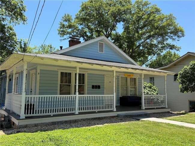 Foto del edificio - 689 Berne St SE