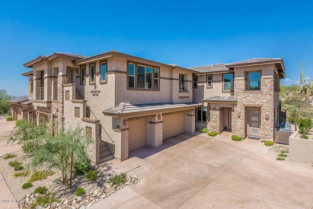 Foto principal - 10260 E White Feather Ln