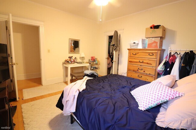 Building Photo - 2 br, 2 bath  - 1101 Beacon St # 4C