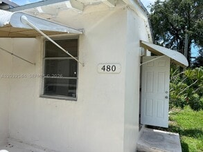 Building Photo - 480 NE 162nd St