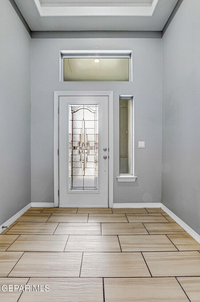 Foto del edificio - 4704 Marisabel Azcarate St