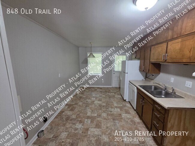 Foto del edificio - 848 Old Trail Rd