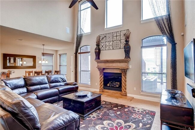 Building Photo - 107 Hensley Dr