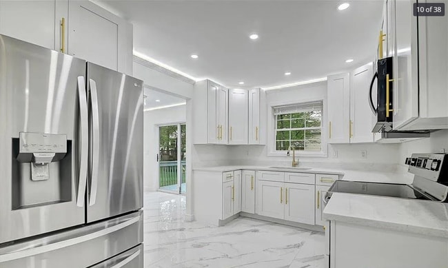 Foto del edificio - 510 Gandolf Rd