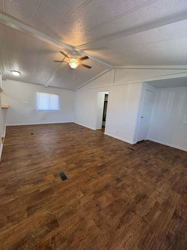 Foto del edificio - 200 Jenkins Rd