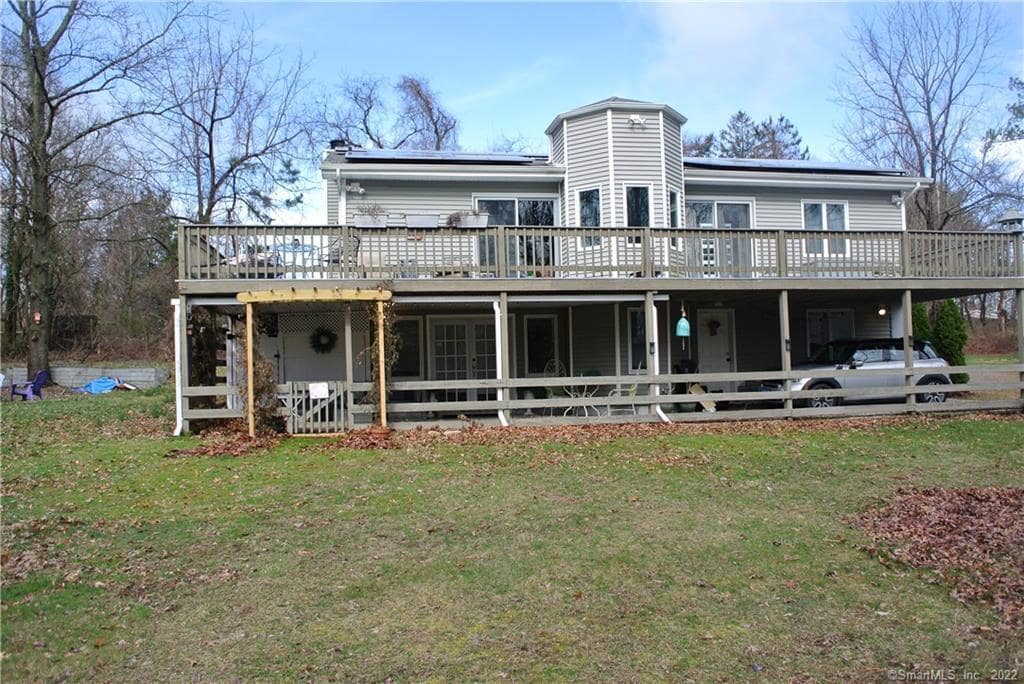 331 Forest Rd Unit LOWER, Milford, CT 06461 Room for Rent in Milford