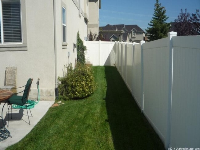 Building Photo - 1577 Wyngate Park Dr