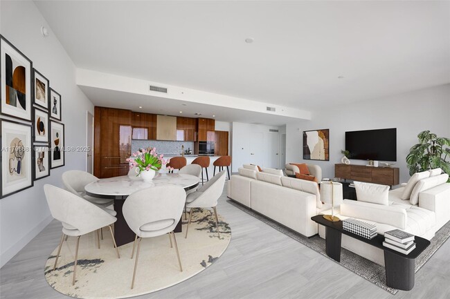 Foto del edificio - 2678 Tigertail Ave