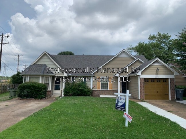 Building Photo - 2271 Hometown Dr