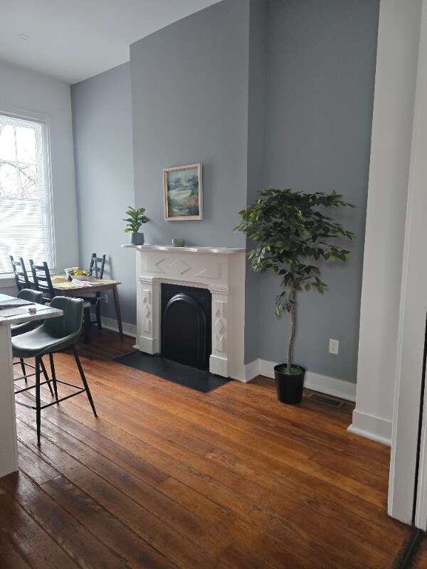 Foto del edificio - 311 Hinton St