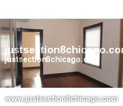 Foto del edificio - 7938 S Langley Ave