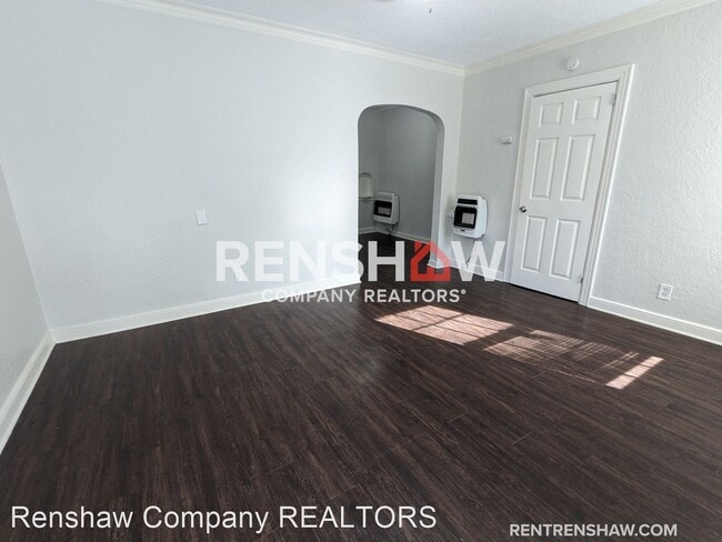 Building Photo - 1 br, 1 bath House - 2410 Forrest Ave