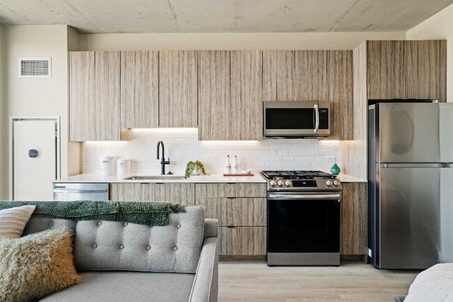 Foto del edificio - 4693 N Broadway