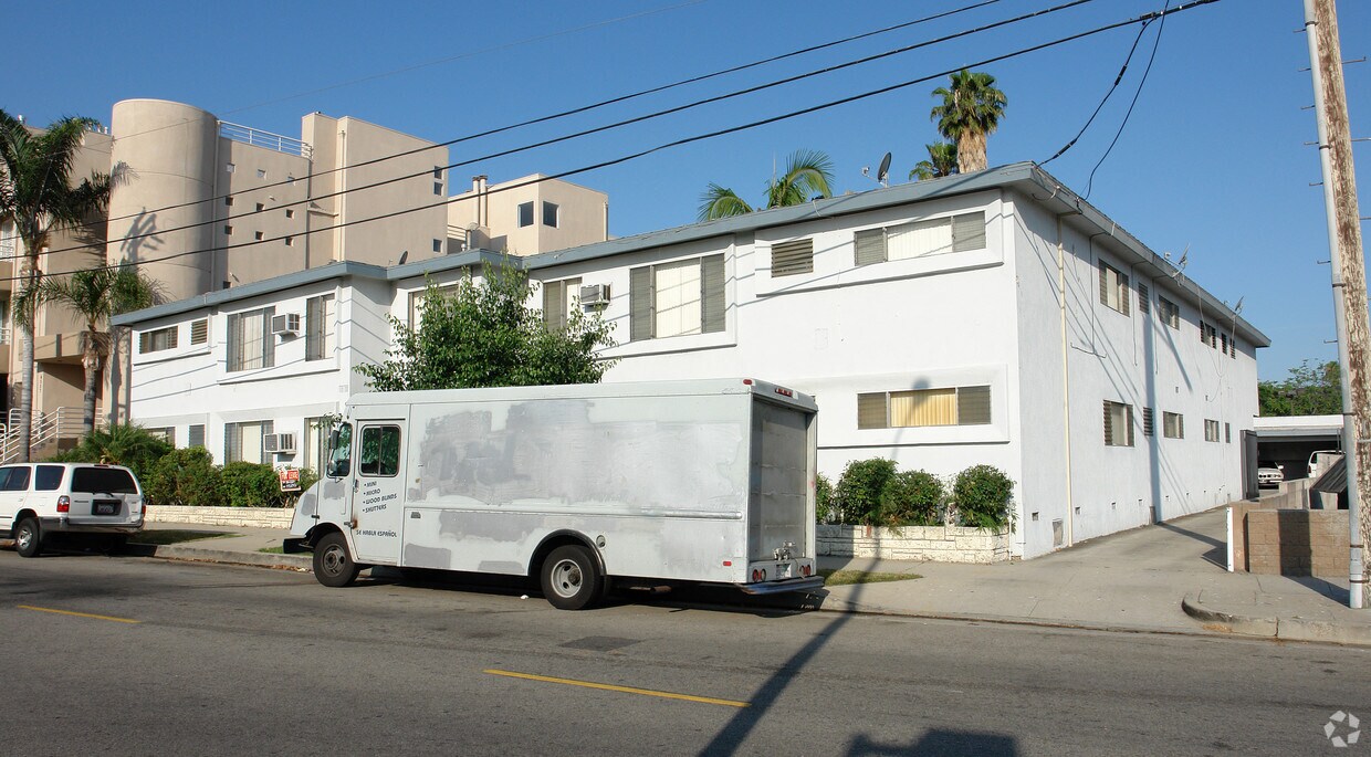 Foto del edificio - 4571 Haskell Ave