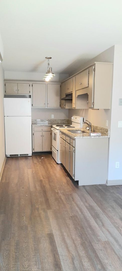 Building Photo - 2 Bedroom house located in Historic St. Elmo's Lookout Village